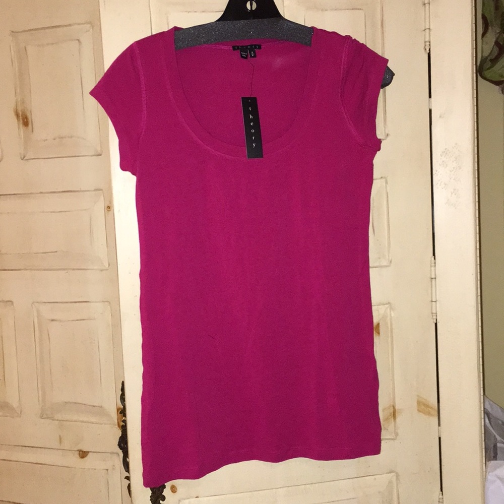 Never been worn tag still on tshirt